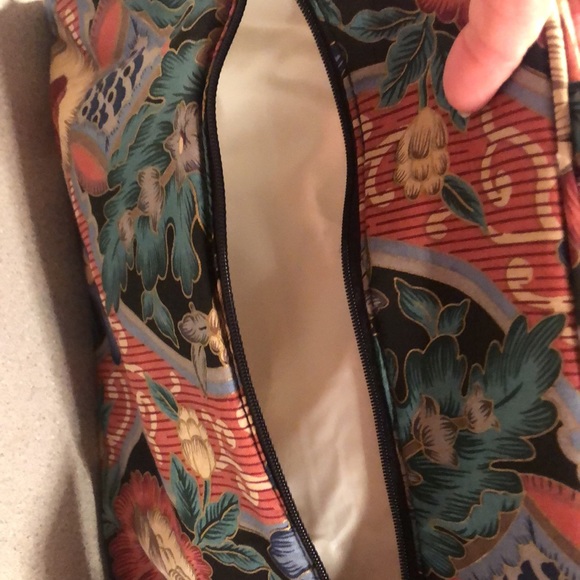 Totes - XL - Floral - Cosmetic Bag 12.5 x 9.25 x 3.5 inch - Picture 4 of 8